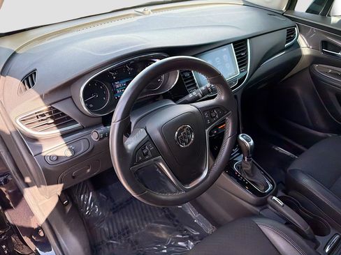 Used 2021 Buick Encore Preferred w/ Safety Package image 24