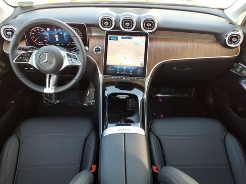 Certified 2025 Mercedes-Benz GLC 350e 4MATIC image 4