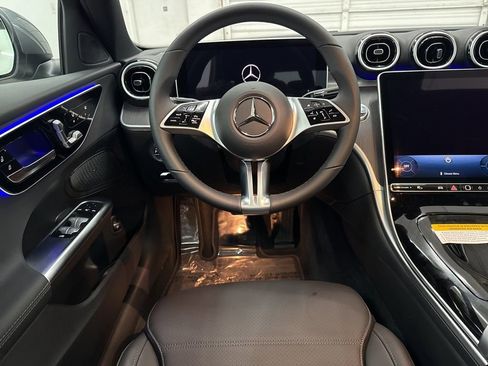 Used 2025 Mercedes-Benz C 300 Sedan image 21