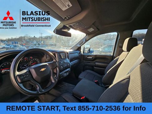 Used 2024 Chevrolet Silverado 2500 Custom w/ Custom Value Package image 11