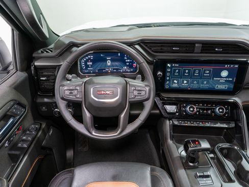 Used 2024 GMC Sierra 1500 AT4 w/ Technology Package image 13