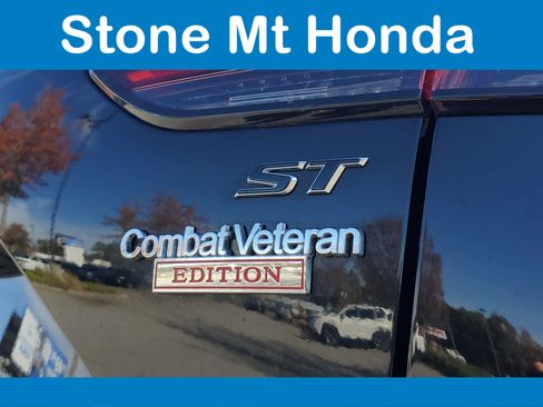 Used 2022 Buick Envision Essence w/ Technology Package I image 7