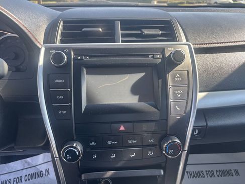 Used 2017 Toyota Camry SE FWD image 15