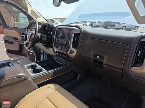 Used 2019 GMC Sierra 2500 Denali w/ Duramax Plus Package image 29