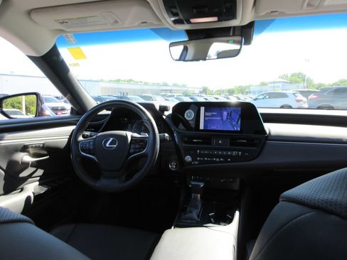 Used 2025 Lexus ES 350 w/ Premium Package FWD image 21
