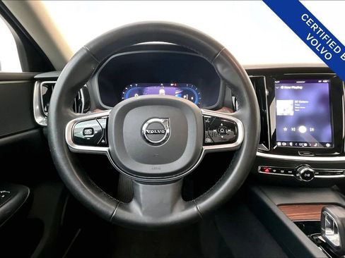 Certified 2024 Volvo S60 B5 Plus image 7