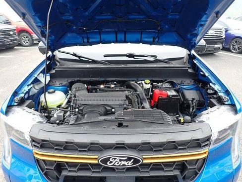 Used 2025 Ford Maverick Tremor AWD/4WD image 15