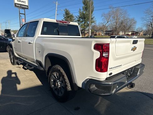 Used 2025 Chevrolet Silverado 2500 LT w/ Safety Package image 7