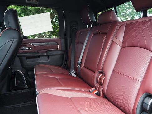 New 2025 RAM 2500 Limited image 21