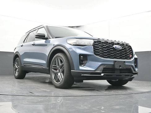 New 2026 Ford Explorer ST w/ Sun And Sound Package AWD/4WD image 38