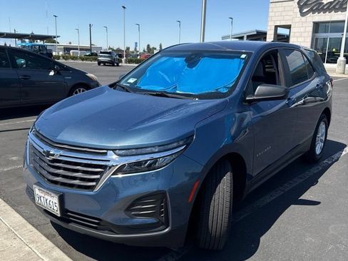 Certified 2024 Chevrolet Equinox LS w/ LS Convenience Package FWD image 22