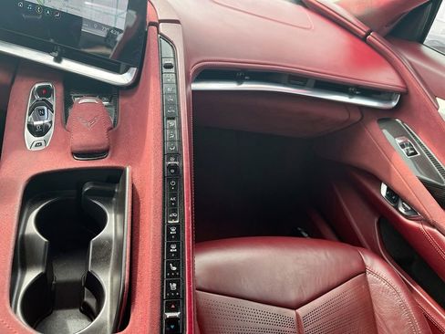 Used 2020 Chevrolet Corvette Stingray Premium Cpe w/ 3LT Preferred Equipment Group image 21