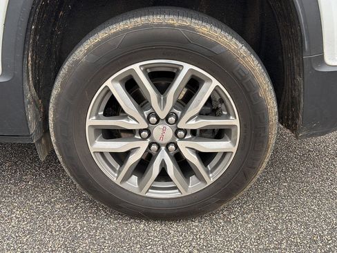 Used 2019 GMC Acadia SLE w/ Driver Alert Package I image 6