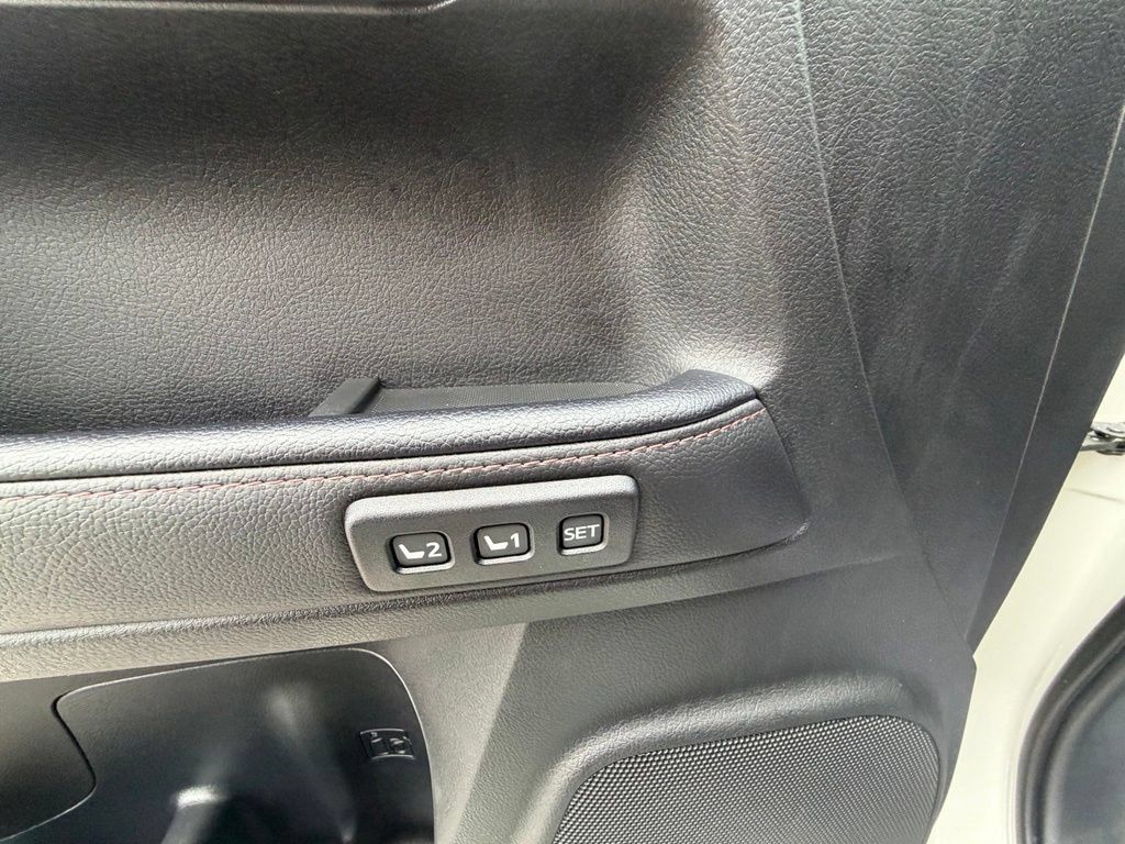 Used 2023 Toyota 4Runner Limited AWD/4WD image 21