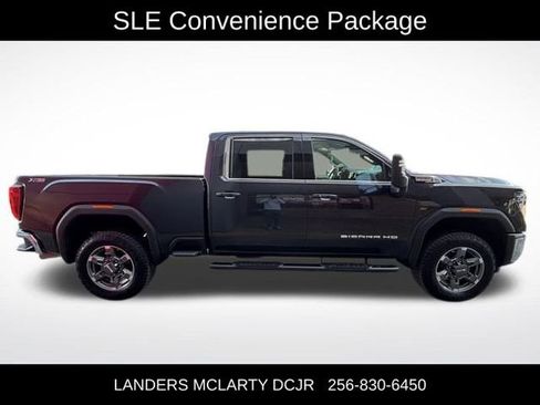 Used 2025 GMC Sierra 2500 SLE w/ SLE Value Package; image 8