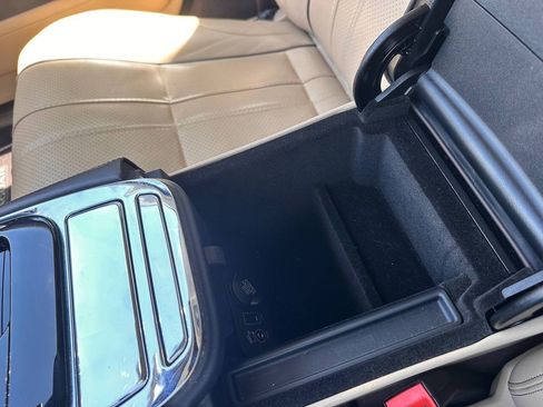 Used 2014 Jaguar XJ L Portfolio RWD image 53