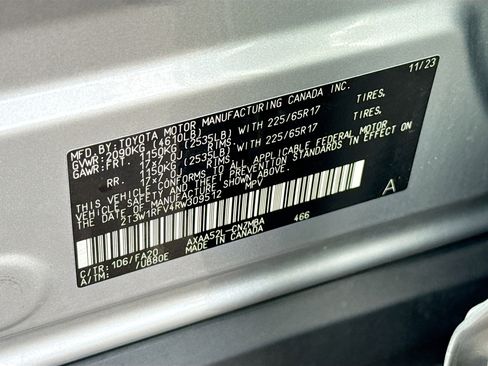 Used 2024 Toyota RAV4 XLE image 42