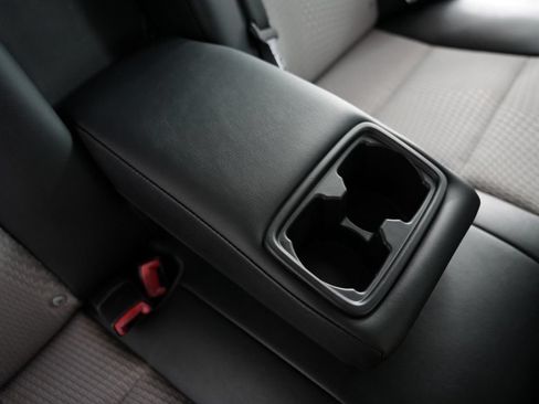 Used 2014 Toyota Camry SE FWD image 43