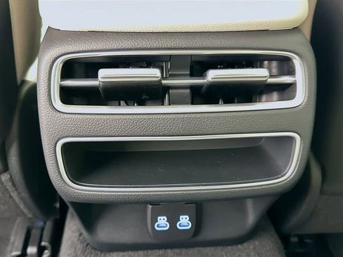 New 2026 Genesis GV70 2.5T Advanced image 18