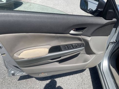 Used 2009 Honda Accord EX-L image 12