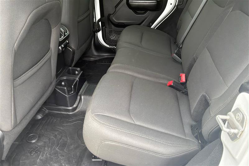 Used 2018 Jeep Wrangler Unlimited Sport S AWD/4WD image 11