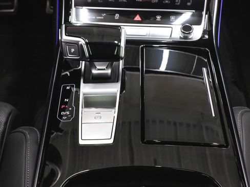 Used 2024 Audi S8 image 53