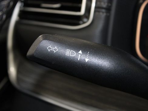 Used 2024 Jeep Wagoneer Series III image 26