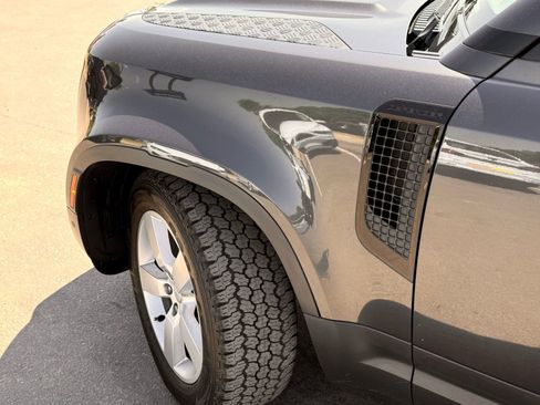 Used 2023 Land Rover Defender 130 First Edition image 5