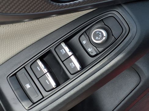 Certified 2023 Subaru Impreza 2.0i Limited image 25