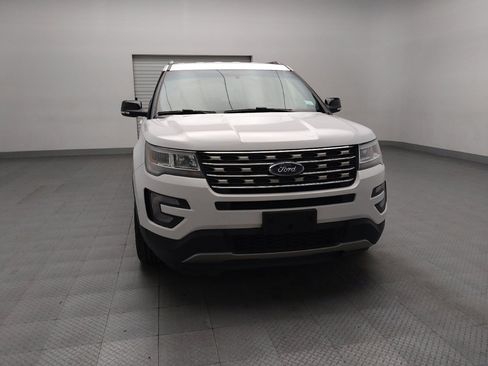 Used 2017 Ford Explorer XLT w/ Equipment Group 201A image 14