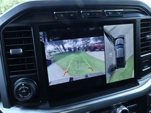 Used 2023 Ford F150 Lariat w/ Trailer Tow Package image 4