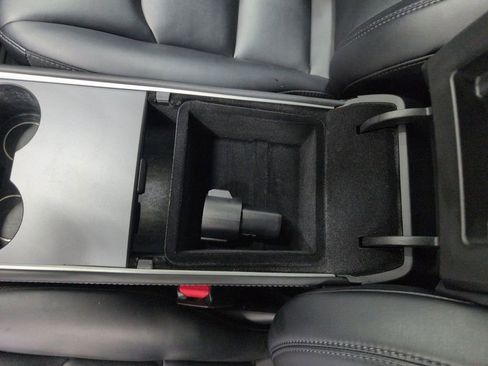 Used 2022 Tesla Model 3 Long Range image 26