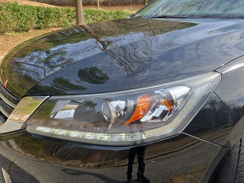 Used 2015 Honda Accord EX-L image 30