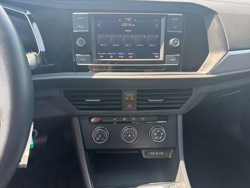 Certified 2024 Volkswagen Jetta S FWD image 14