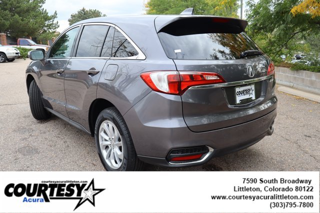 Used 2017 Acura RDX w/ Technology Package AWD/4WD image 4
