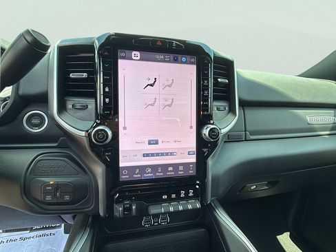 New 2026 RAM 3500 Big Horn AWD/4WD image 26