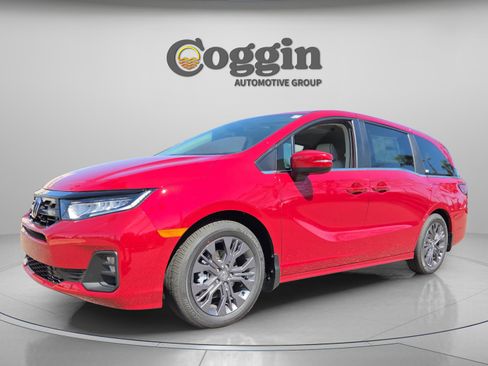 New 2026 Honda Odyssey Touring image 2