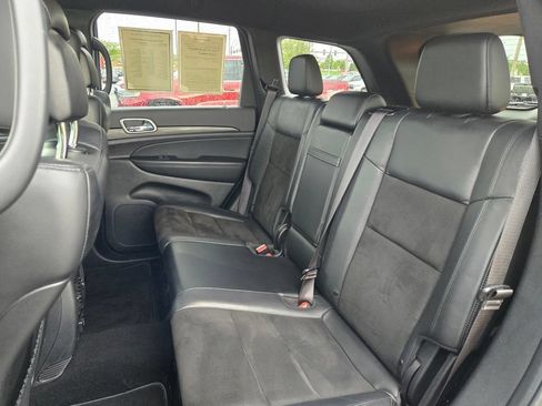 Used 2021 Jeep Grand Cherokee Laredo X AWD/4WD image 31
