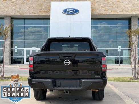 Used 2023 Nissan Frontier SV w/ Midnight Edition Package AWD/4WD image 23