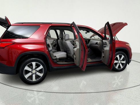 Used 2019 Chevrolet Traverse LT w/ LT Premium Package FWD image 13