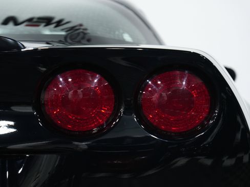 Used 2008 Chevrolet Corvette Z06 w/ Preferred Equipment Group image 16