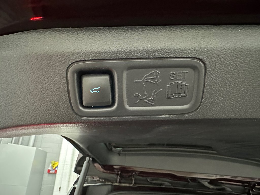 Used 2023 Ford Expedition Max Limited AWD/4WD image 40