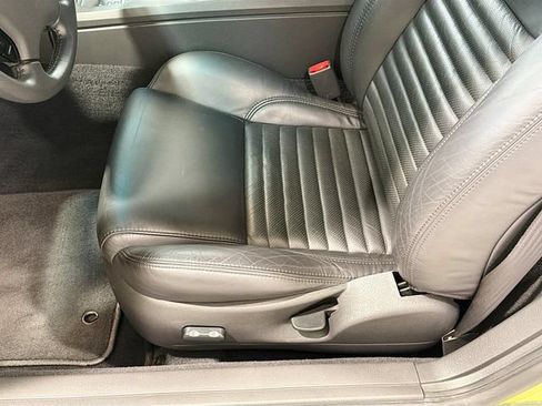 Used 2002 Ford Thunderbird RWD image 15
