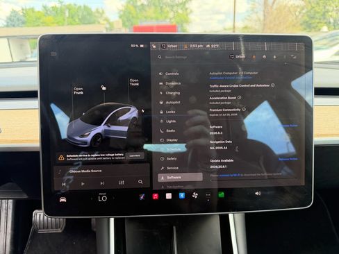 Used 2018 Tesla Model 3 Long Range AWD/4WD image 42