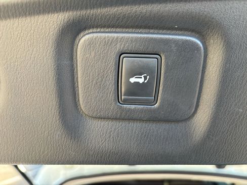 Used 2016 INFINITI QX60 Luxe w/ Premium Plus Package image 10