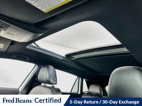Used 2022 Volkswagen Atlas Cross Sport SE AWD/4WD image 4