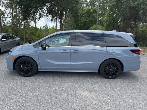 Used 2025 Honda Odyssey Sport-L image 16