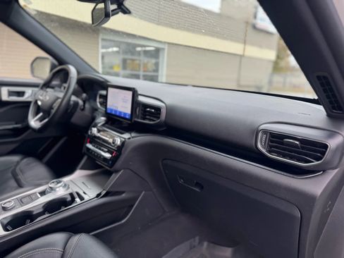 Used 2022 Ford Explorer ST w/ Equipment Group 401A image 25