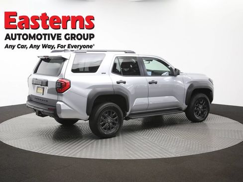 Used 2025 Toyota 4Runner SR5 AWD/4WD image 41