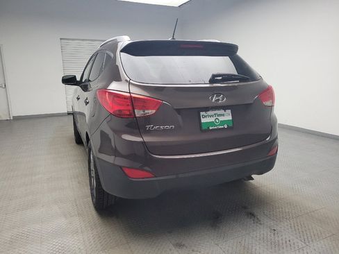 Used 2015 Hyundai Tucson SE image 6